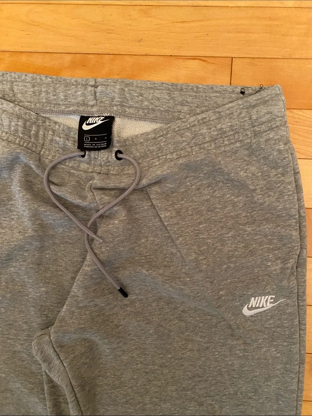 Nike Gray Heather Men's Jogger Sweatpants